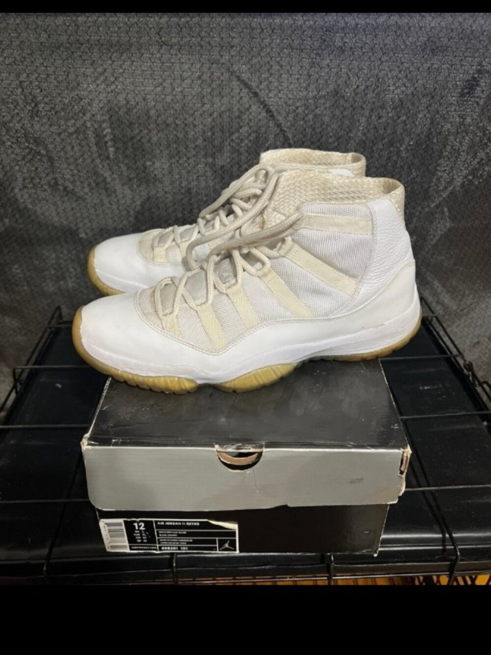 Jordan 11 size 12 silver anniversary